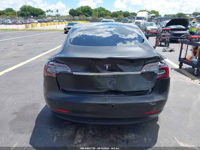 5YJ3E1EA6JF163535 Tesla MODEL 3
