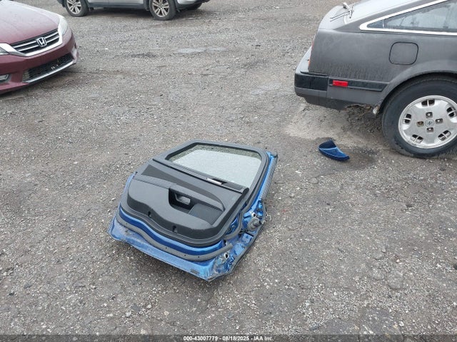 Ford 2.0l gtdi premium fuel 2018 3FA6P0T97JR156964 Image 12