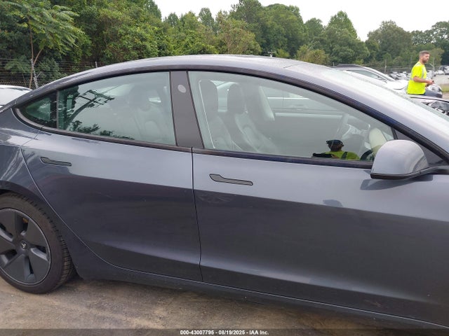 5YJ3E1EA4MF859413 Tesla MODEL 3