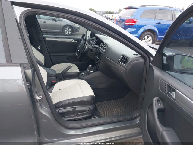 3VWD17AJ1GM406873 Volkswagen 1.8t