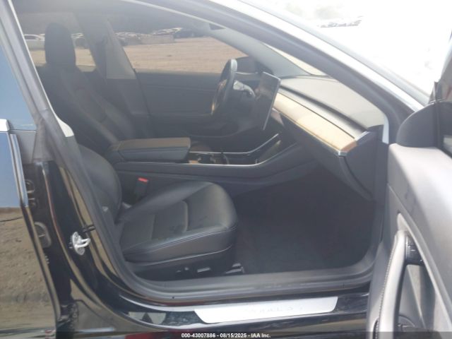 2019 TESLA MODEL 3 5YJ3E1EA7KF398978 Photo 4