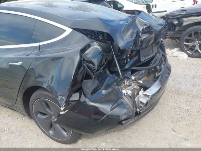 2019 TESLA MODEL 3 5YJ3E1EA7KF398978 Photo 5