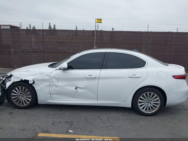 Alfa Romeo giulia (952) 2021 ZARFAMAN2M7640612 Image 14