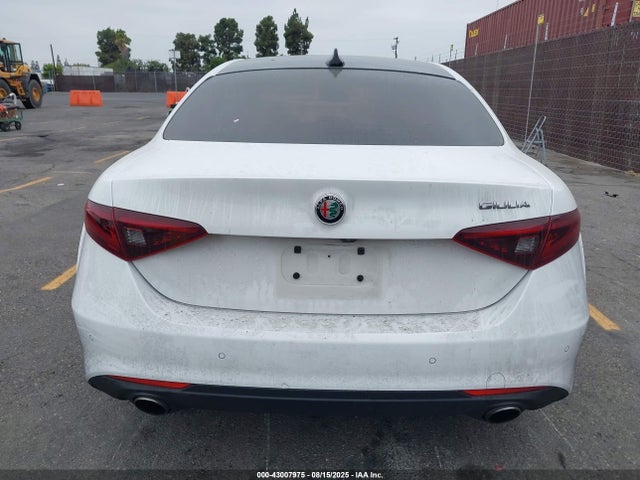 Alfa Romeo giulia (952) 2021 ZARFAMAN2M7640612 Image 16