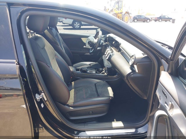 WDD3G4EB3LW036217 Mercedes-Benz m260
