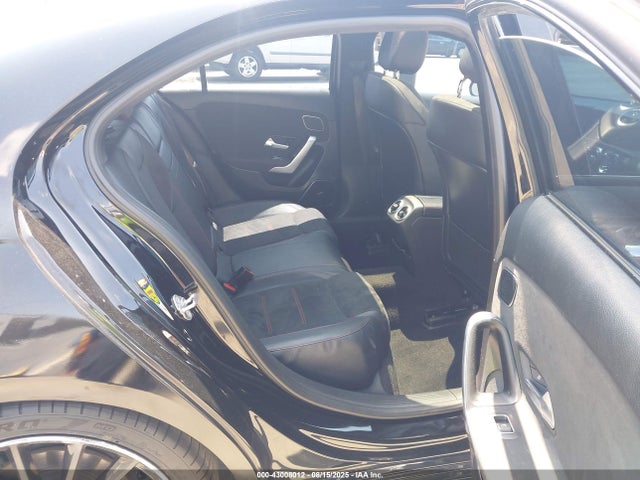WDD3G4EB3LW036217 Mercedes-Benz m260