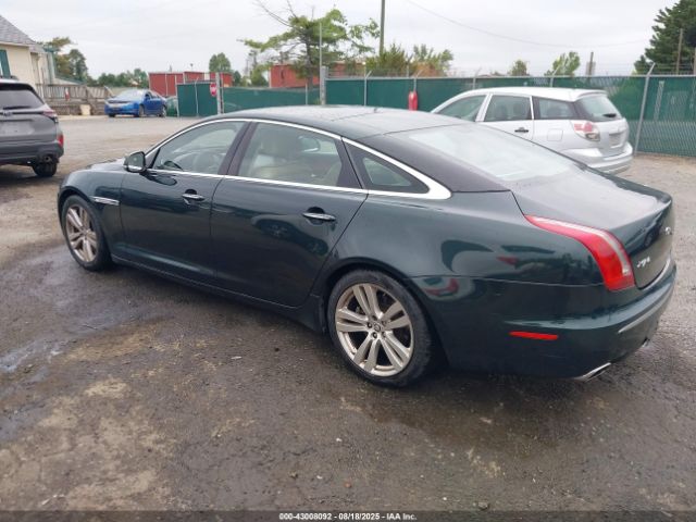 2011 JAGUAR XJ SAJWA2GB2BLV02943 Photo 2
