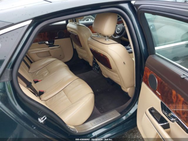 2011 JAGUAR XJ SAJWA2GB2BLV02943 Photo 7