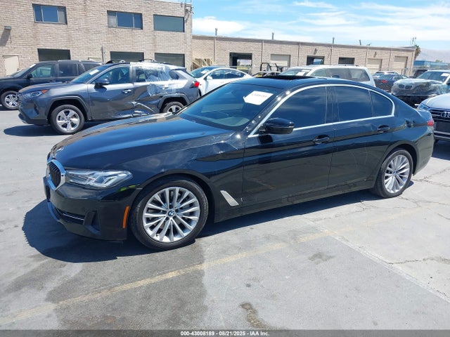 BMW 530I 2021 WBA13BJ05MCF92473 Image 2