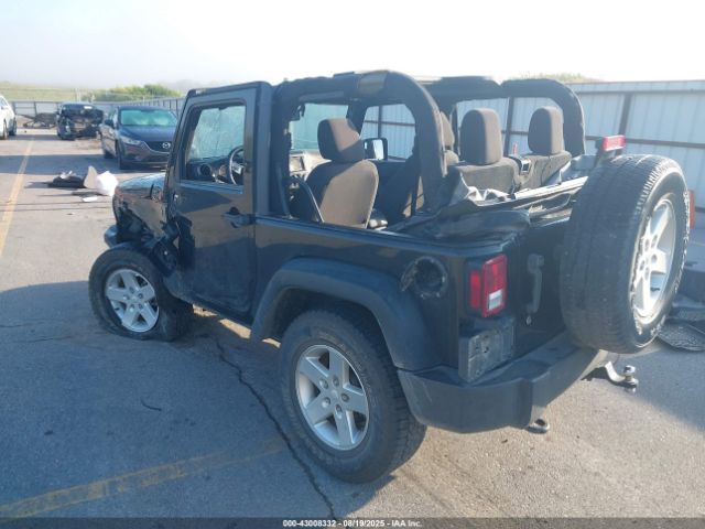 2015 JEEP WRANGLER 1C4AJWAG3FL717421 Photo 2