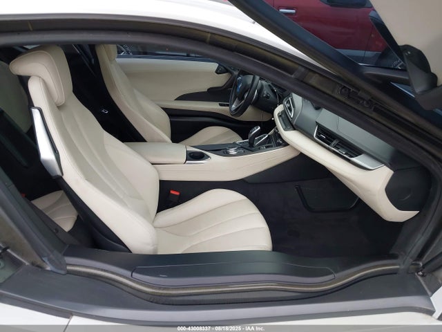 WBY2Z4C0XL7F77570 BMW I8