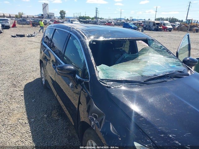 Chrysler 2025 2025 2C4RC1BG2SR566510 Image 6