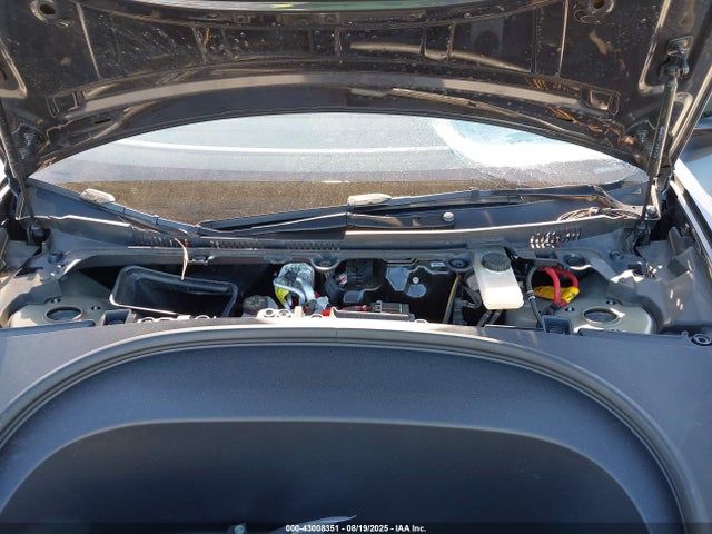 2024 TESLA MODEL 3 5YJ3E1EA4RF722091 Photo 9