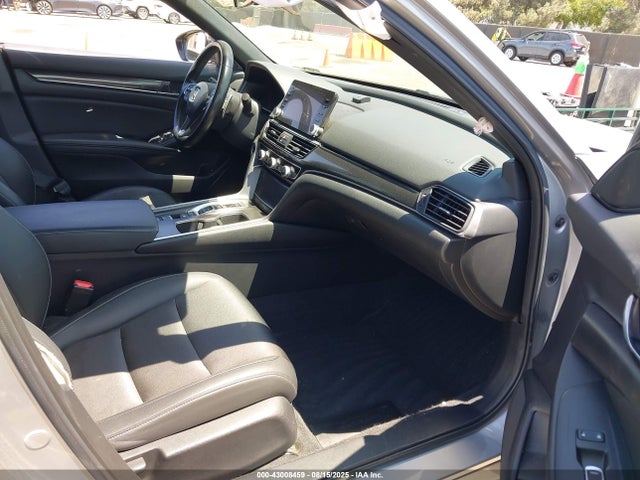 1HGCV3F27NA015882 Honda lfb2