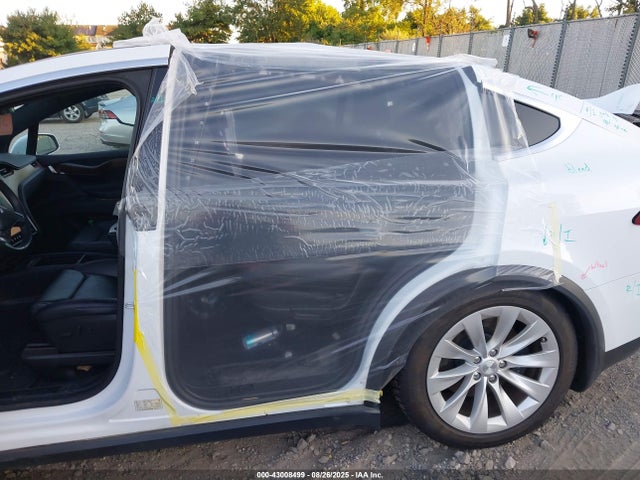 2020 TESLA MODEL X 5YJXCAE2XLF234092 Photo 5
