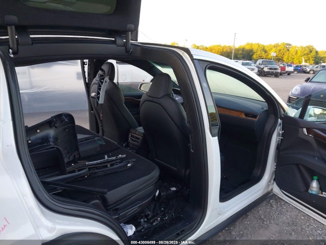 2020 TESLA MODEL X 5YJXCAE2XLF234092 Photo 7