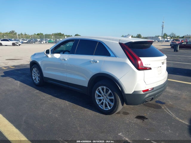 2019 CADILLAC XT4 1GYAZAR40KF140405 Photo 2