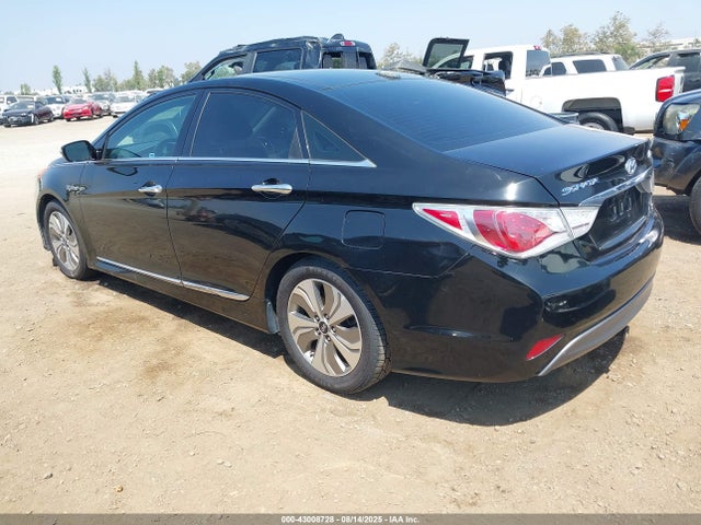 Hyundai 2014 2014 KMHEC4A44EA106437 Image 3