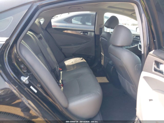 Hyundai 2014 2014 KMHEC4A44EA106437 Image 8