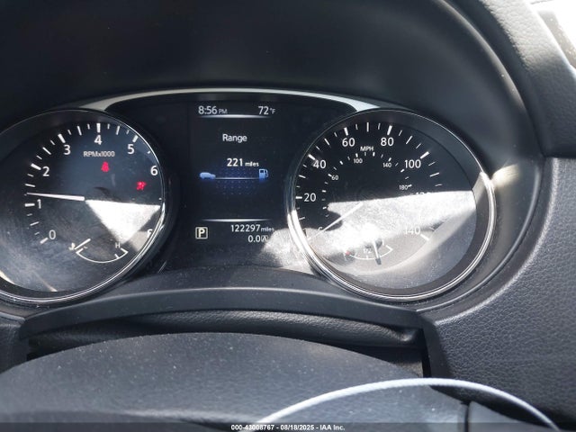 JN8AT2MV2GW131116 Nissan Rogue