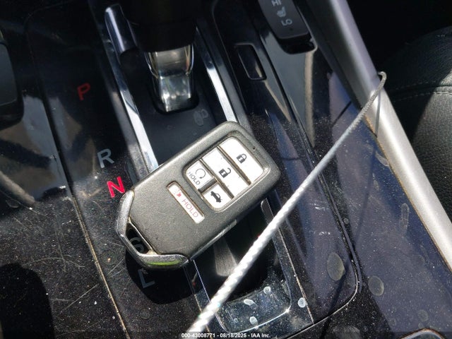 Honda k24w1 2016 1HGCR2F86GA016754 Image 11