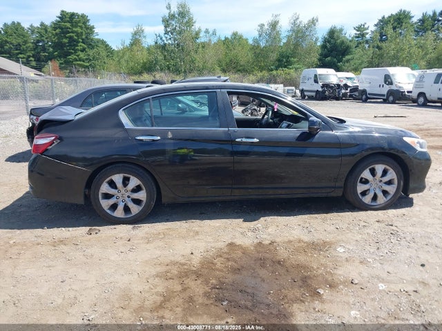 Honda k24w1 2016 1HGCR2F86GA016754 Image 14