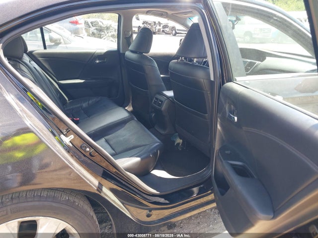 Honda k24w1 2016 1HGCR2F86GA016754 Image 8