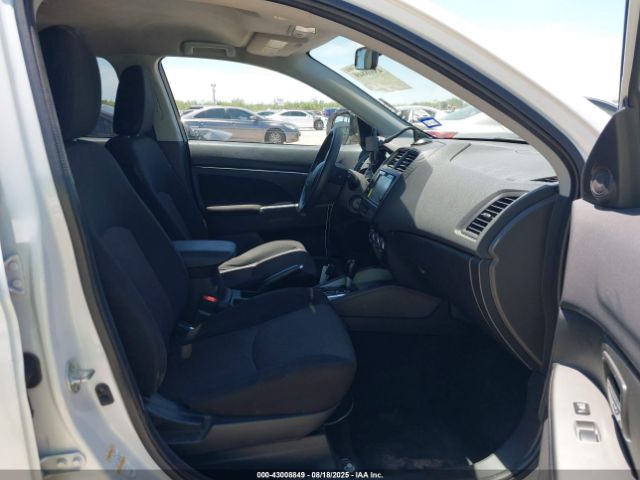 2019 MITSUBISHI OUTLANDER SPORT JA4AR3AU4KU001090 Photo 4