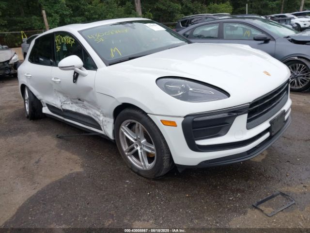 2022 PORSCHE MACAN WP1AA2A55NLB03491