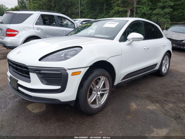 2022 PORSCHE MACAN WP1AA2A55NLB03491 Photo 1