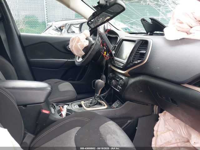 1C4PJLCS8EW170735 Jeep 2014