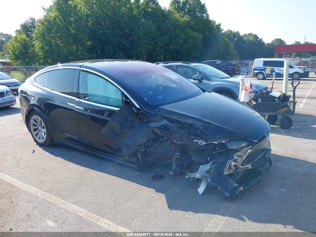 2017 TESLA MODEL X 5YJXCAE40HF069467 Photo 0