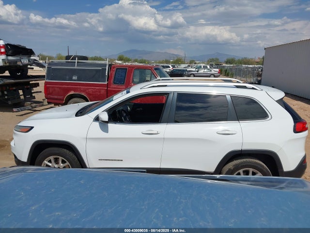 1C4PJLCB1GW165492 Jeep Cherokee