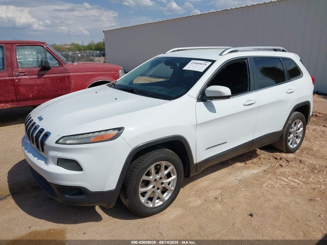 1C4PJLCB1GW165492 Jeep Cherokee