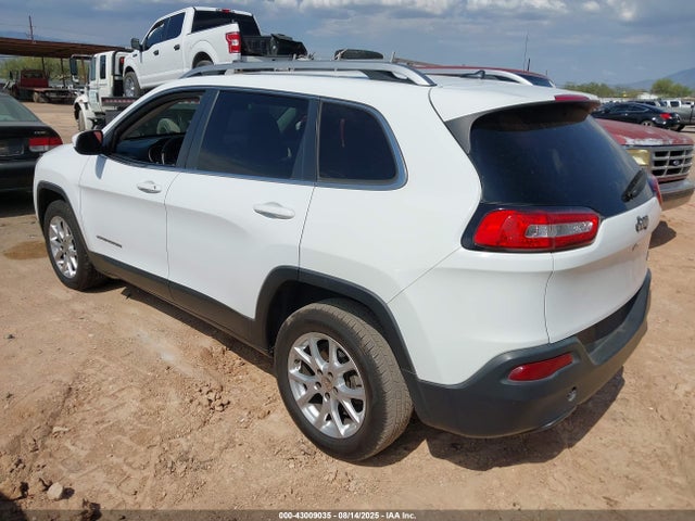 1C4PJLCB1GW165492 Jeep Cherokee