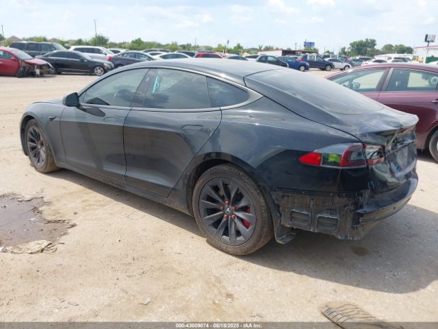 2019 TESLA MODEL S 5YJSA1E25KF311319 Photo 2