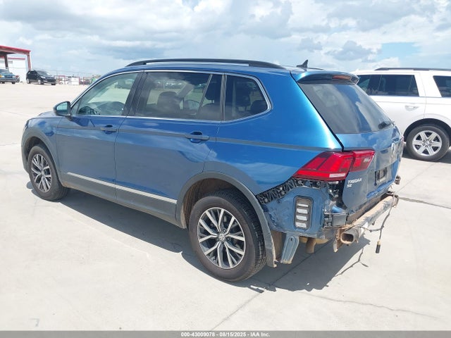Volkswagen 2018 2018 3VV3B7AX8JM188259 Image 3