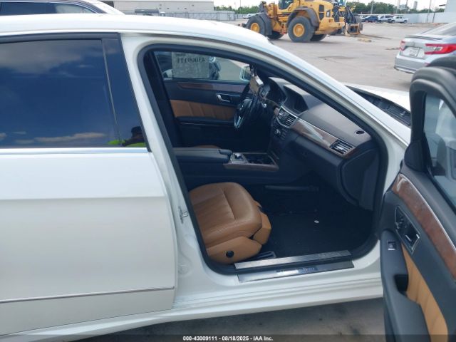 2013 MERCEDES-BENZ E 550 WDDHF9BB7DA678058 Photo 4