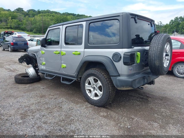 1C4HJXDG0JW135901 Jeep Wrangler