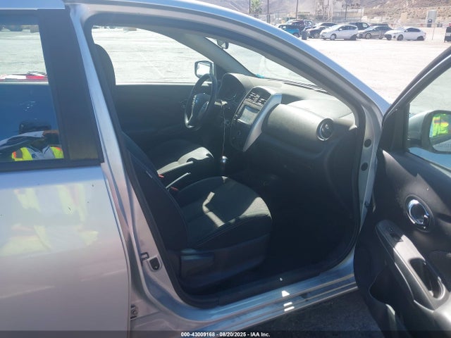 3N1CN7AP9KL802090 Nissan 2019
