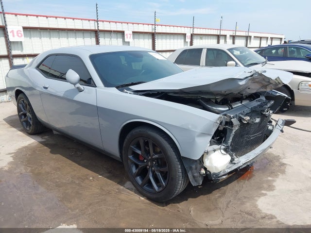Продаж на аукціоні авто 2022 Dodge Challenger Sxt, vin: 2C3CDZAG6NH128560, номер лоту: 43009194