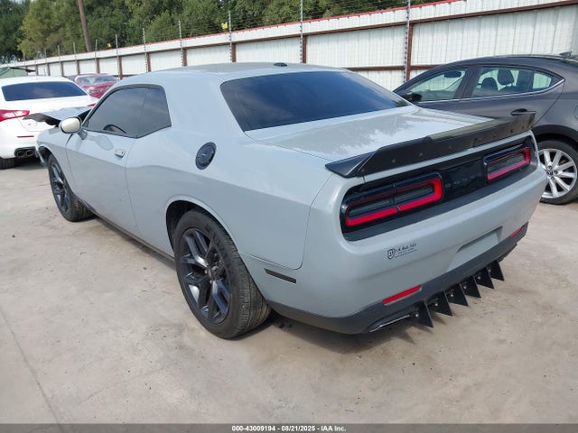 Продаж на аукціоні авто 2022 Dodge Challenger Sxt, vin: 2C3CDZAG6NH128560, номер лоту: 43009194