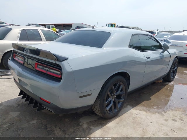Продаж на аукціоні авто 2022 Dodge Challenger Sxt, vin: 2C3CDZAG6NH128560, номер лоту: 43009194