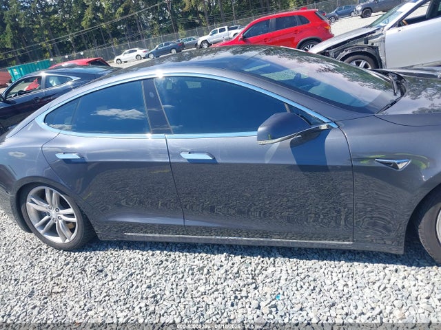 5YJSA1E2XHF198900 Tesla MODEL S