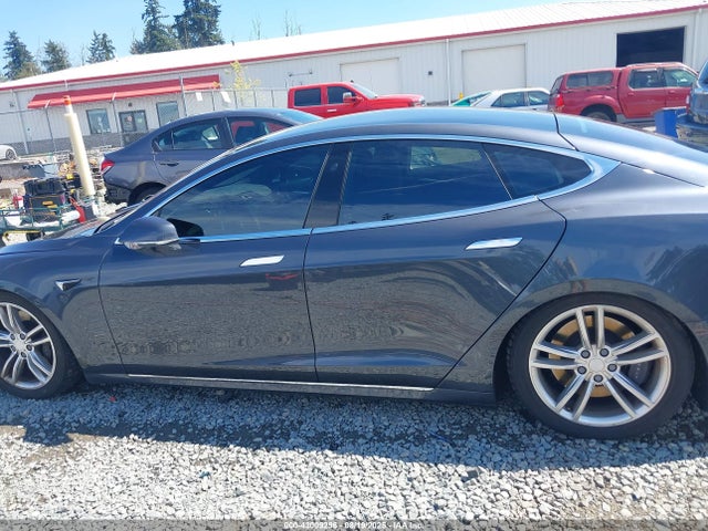 5YJSA1E2XHF198900 Tesla MODEL S
