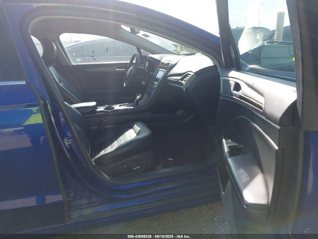 Ford 2016 2016 3FA6P0HD1GR258038 Image 5
