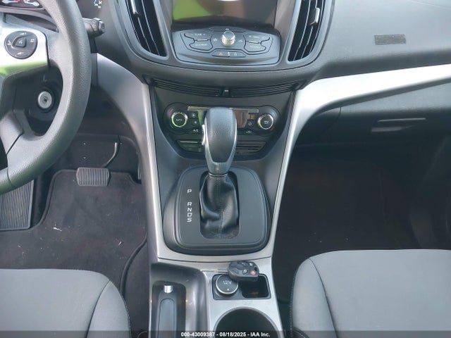 1FMCU0GX8GUC88773 Ford Escape