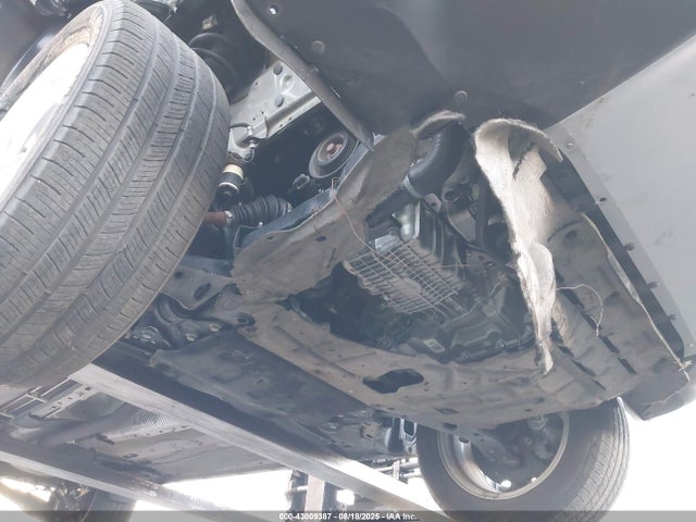 1FMCU0GX8GUC88773 Ford Escape