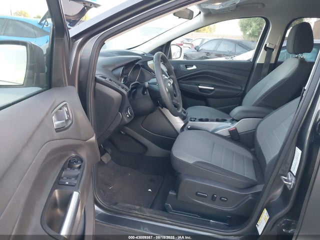 1FMCU0GX8GUC88773 Ford Escape