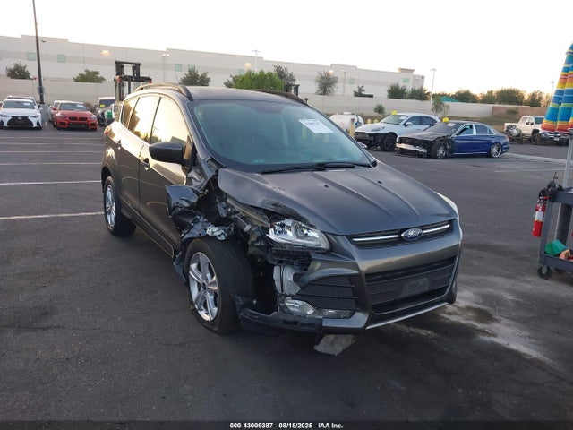 1FMCU0GX8GUC88773 Ford Escape